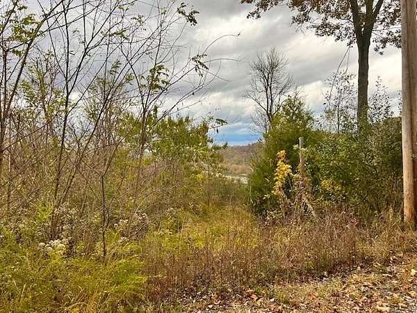 5 Acres of Residential Land for Sale in Gainesboro, Tennessee