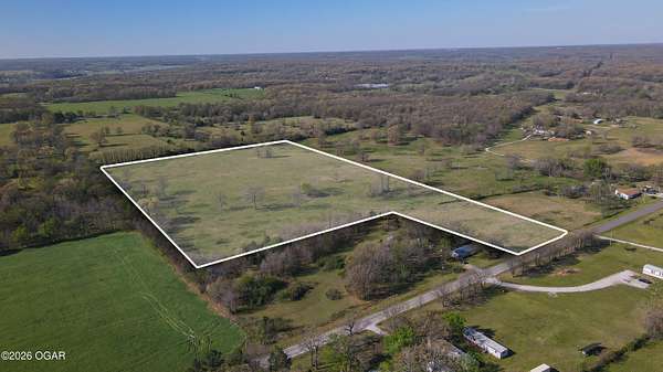 15.4 Acres of Land for Sale in Neosho, Missouri