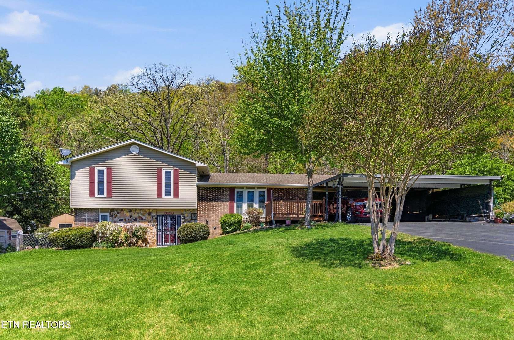 2.84 Acres of Land with Home for Sale in Knoxville, Tennessee