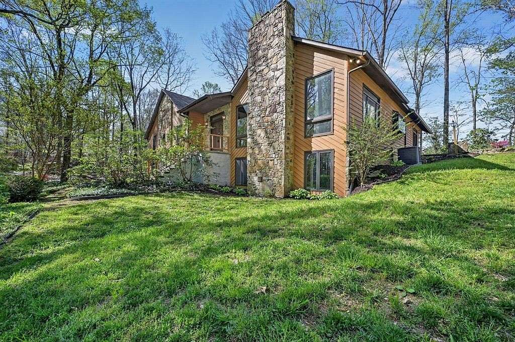 1.7 Acres of Land with Home for Sale in Cookeville, Tennessee