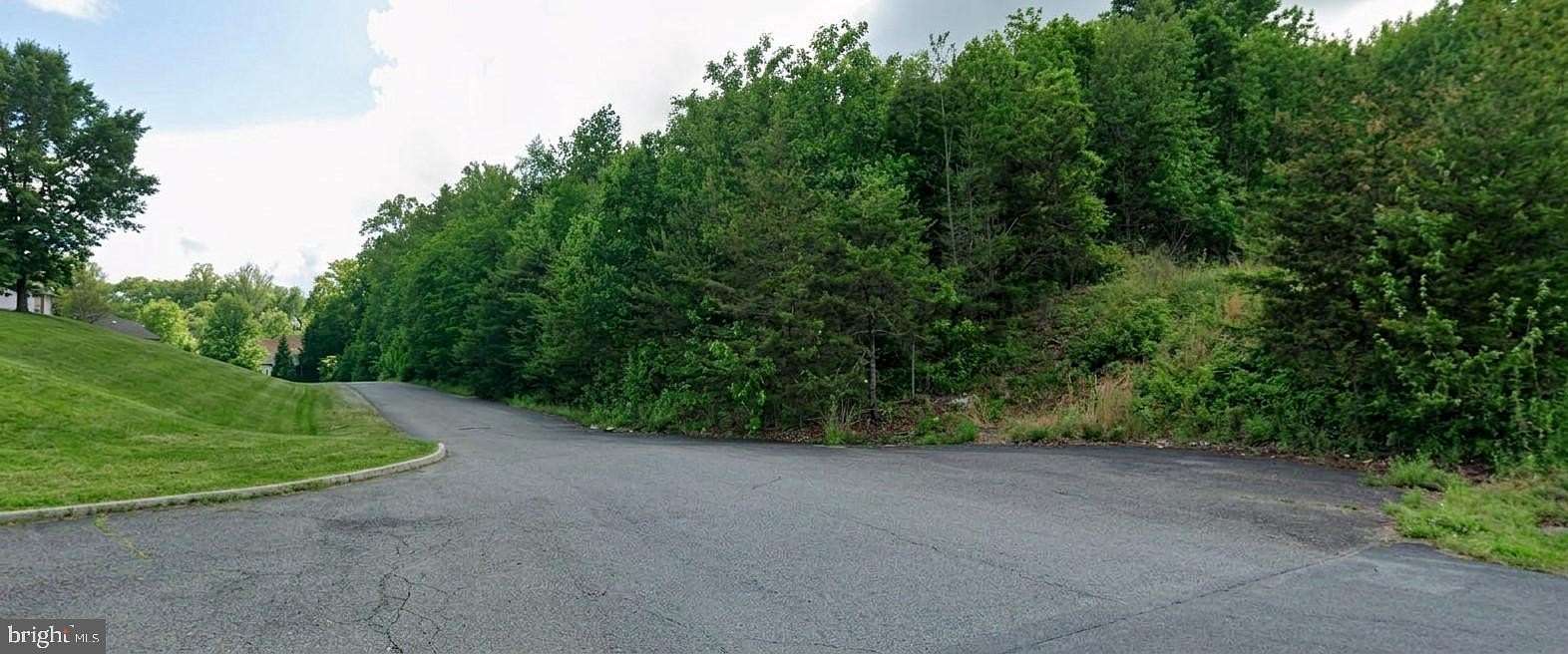 0.45 Acres of Land for Sale in Lorton, Virginia