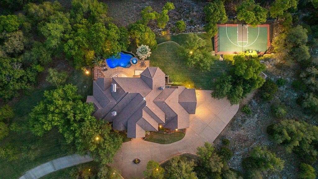 8 Acres of Land with Home for Sale in Georgetown, Texas