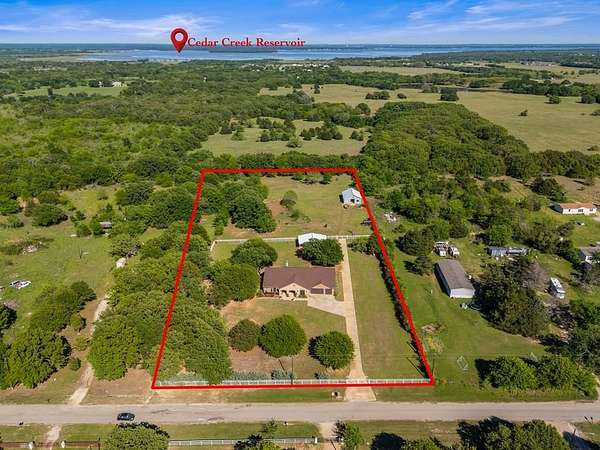 4 Acres of Land with Home for Sale in Kemp, Texas