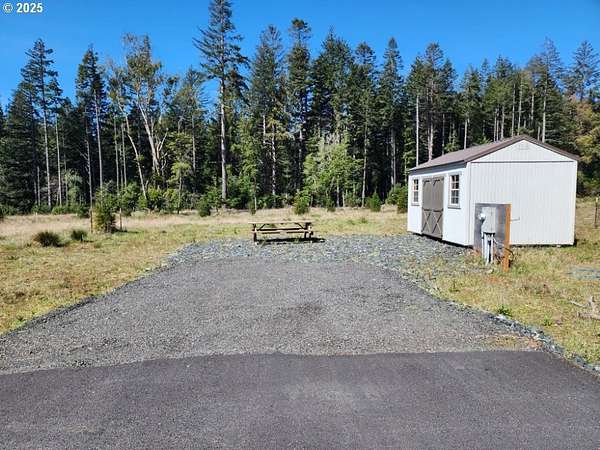 1 Acre of Residential Land for Sale in Port Orford, Oregon