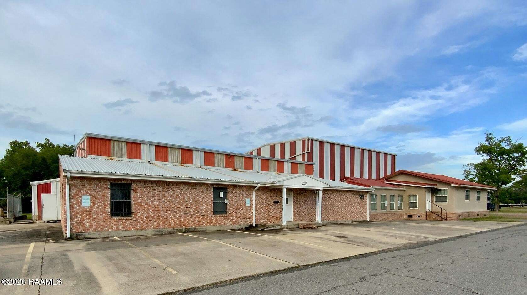 4.82 Acres of Improved Commercial Land for Sale in Breaux Bridge, Louisiana
