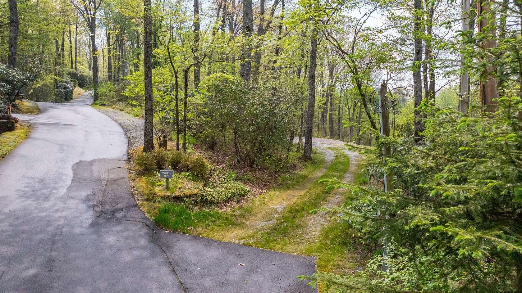 0.79 Acres of Residential Land for Sale in Cashiers, North Carolina