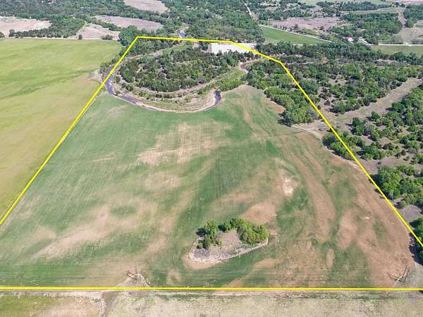 79 Acres of Land for Auction in Canton, Oklahoma
