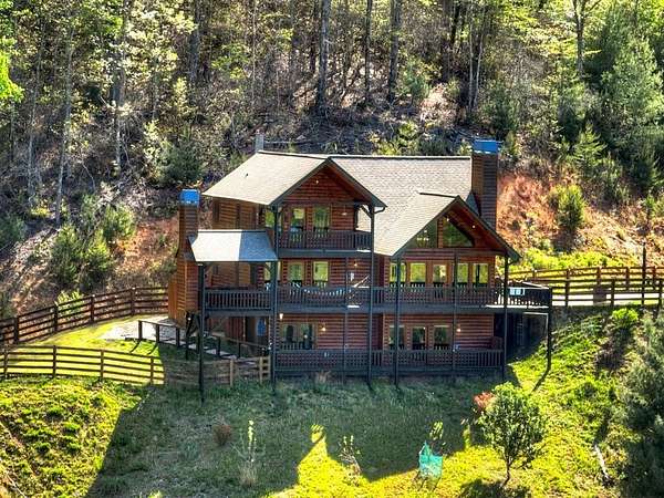 4 Acres of Land with Home for Sale in Blue Ridge, Georgia