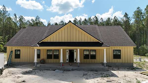 8.12 Acres of Land with Home for Sale in Tallahassee, Florida