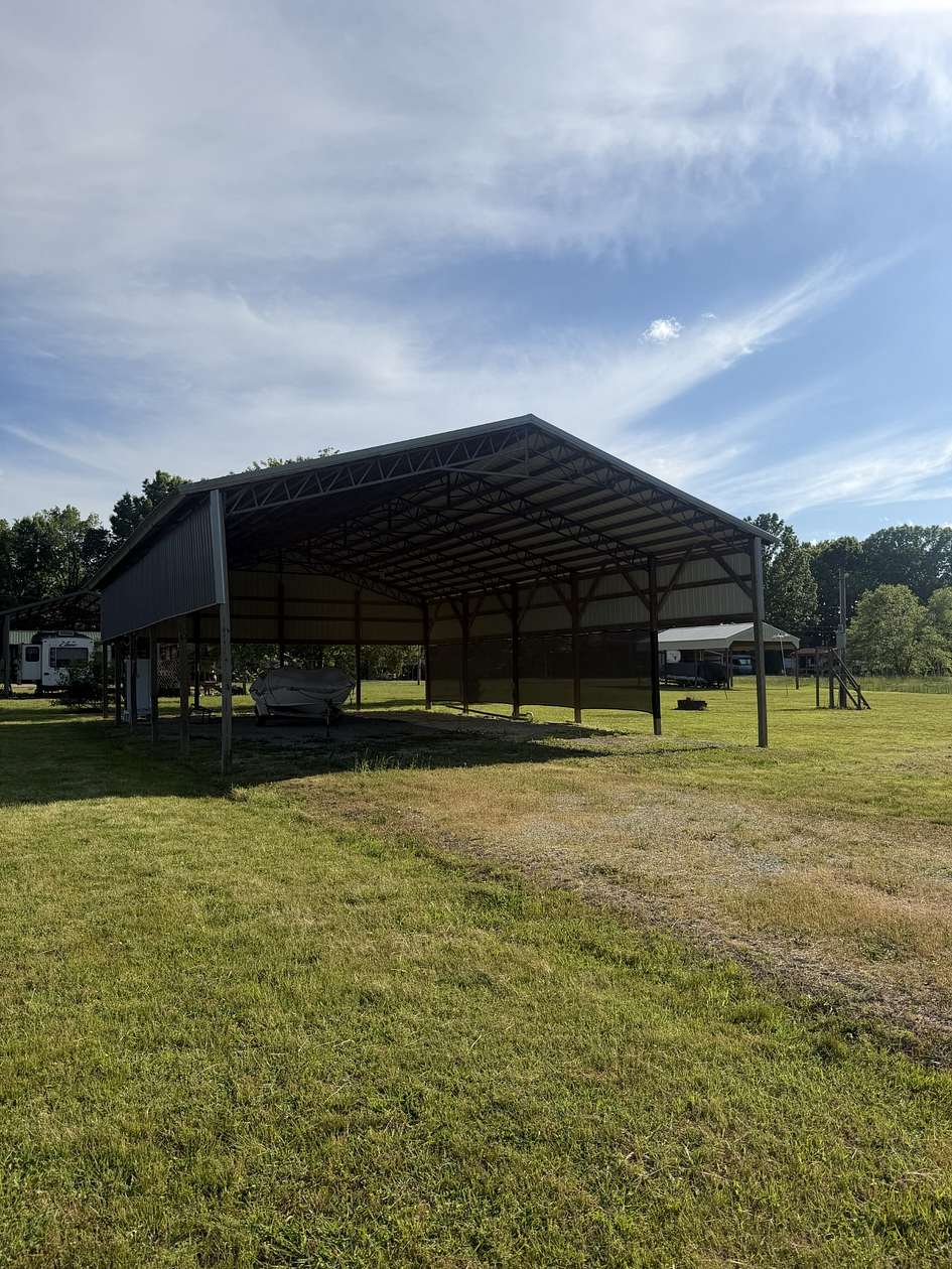 0.46 Acres of Land for Sale in Clifton, Tennessee
