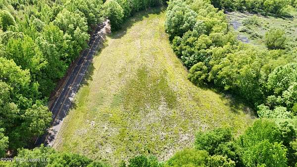 4.6 Acres of Residential Land for Sale in Byhalia, Mississippi
