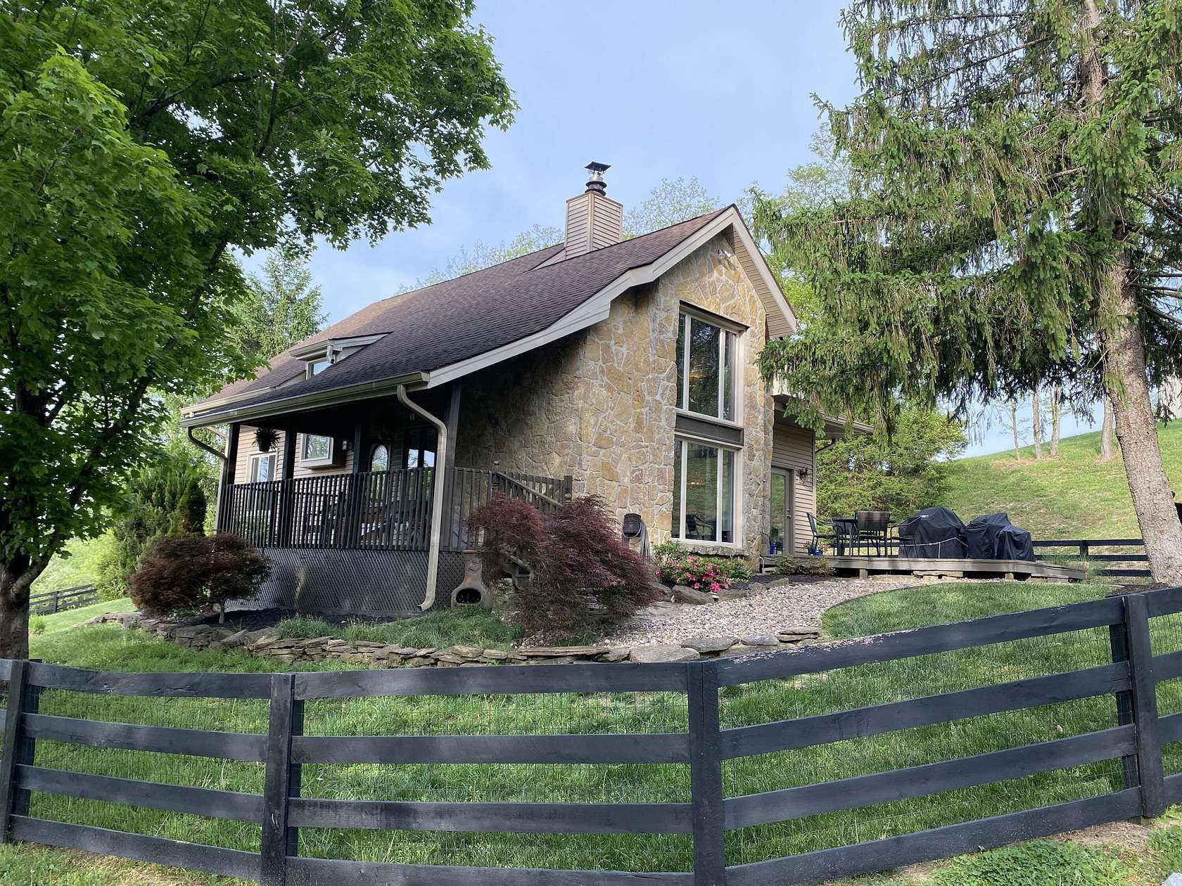 6.36 Acres of Land with Home for Sale in Georgetown, Kentucky