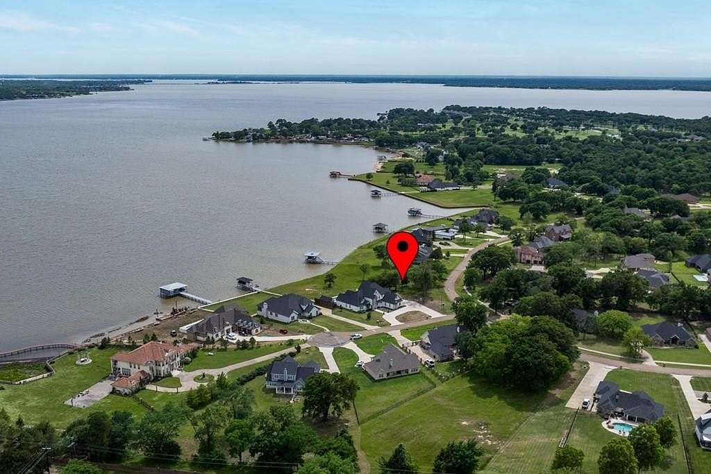 0.72 Acres of Residential Land for Sale in Mabank, Texas