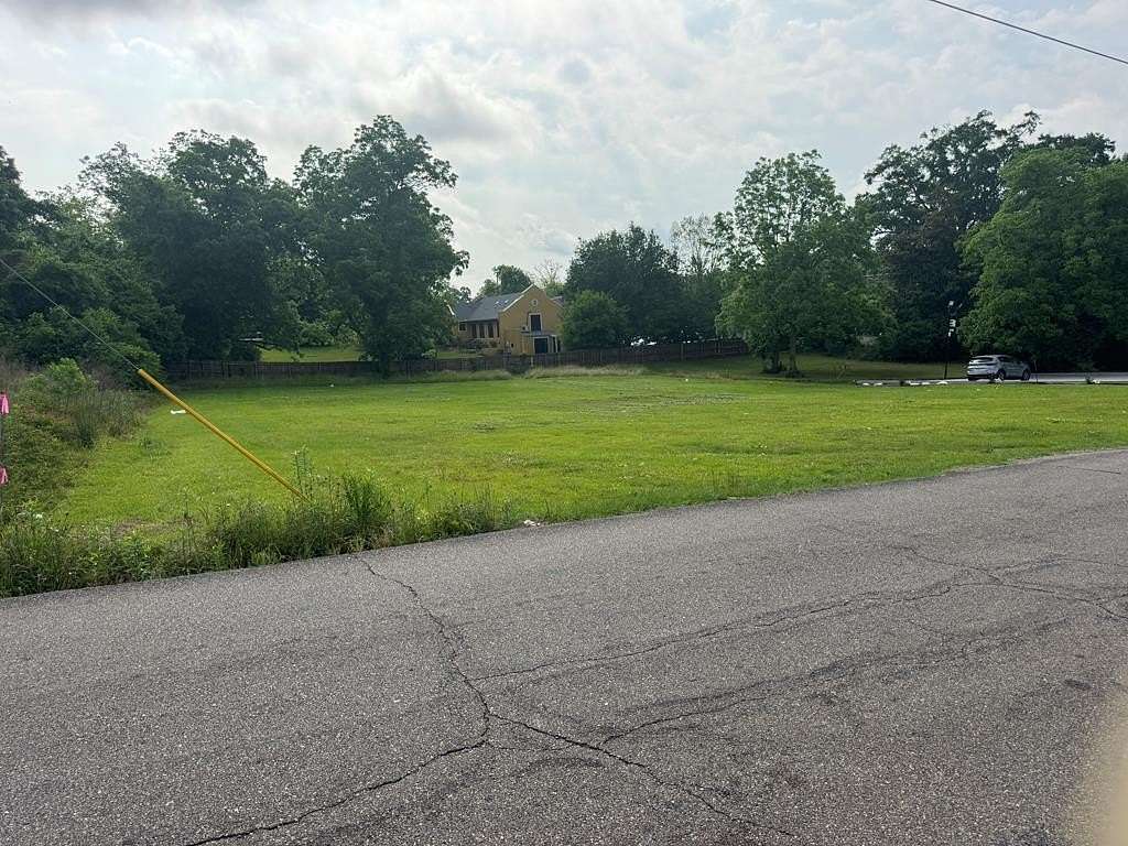 1 Acre of Land for Sale in Laurel, Mississippi