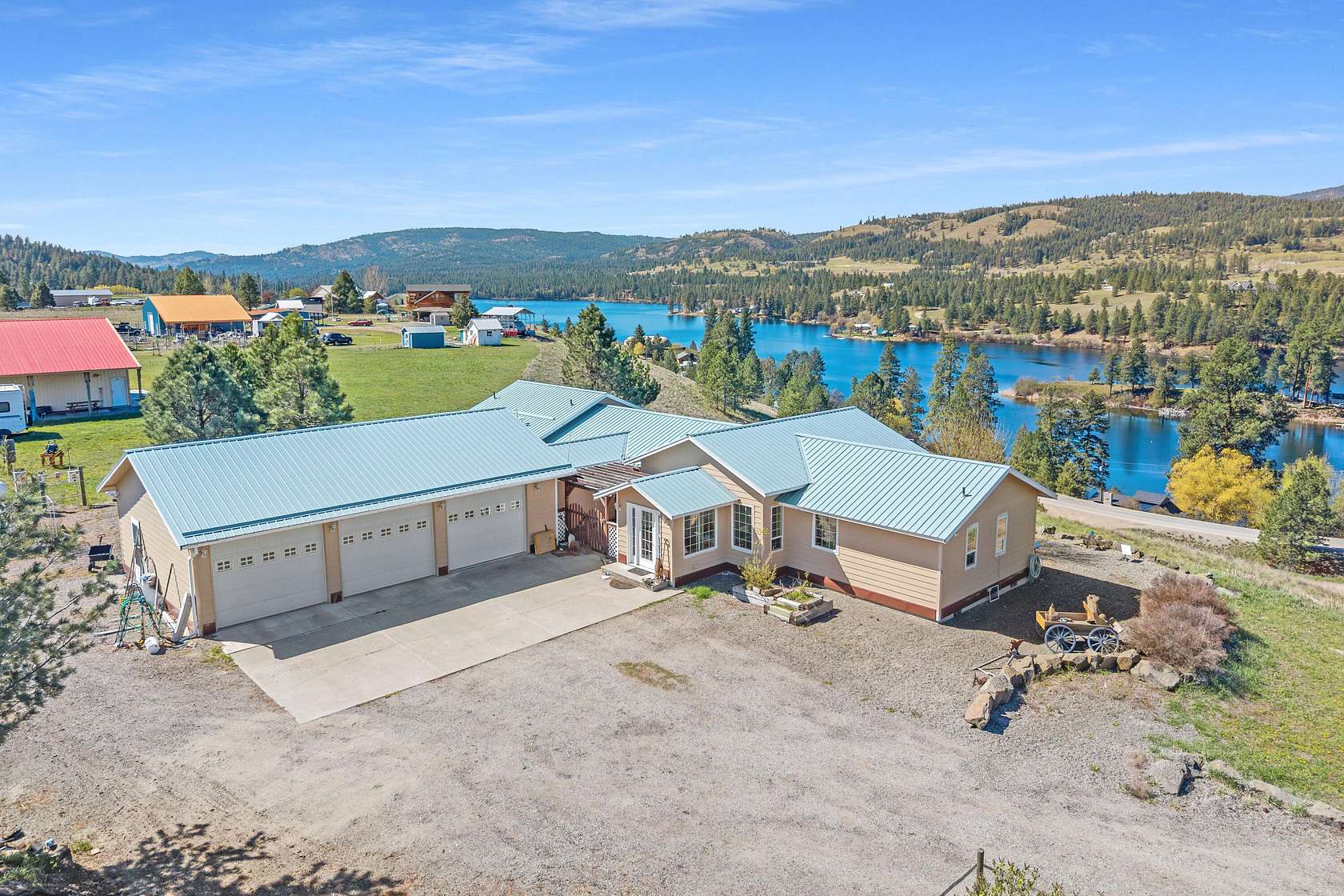 4 Acres of Land with Home for Sale in Republic, Washington