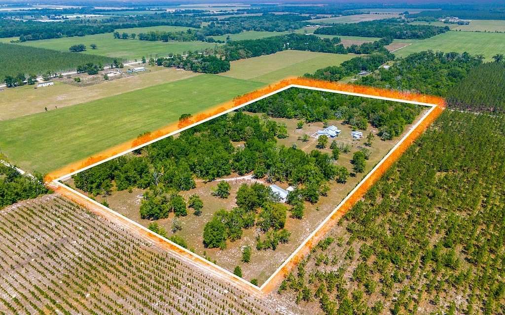 20 Acres of Land with Home for Sale in McAlpin, Florida