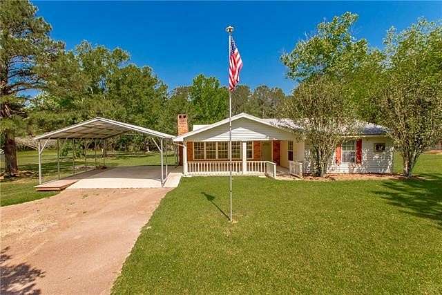 16.7 Acres of Land with Home for Sale in Franklinton, Louisiana