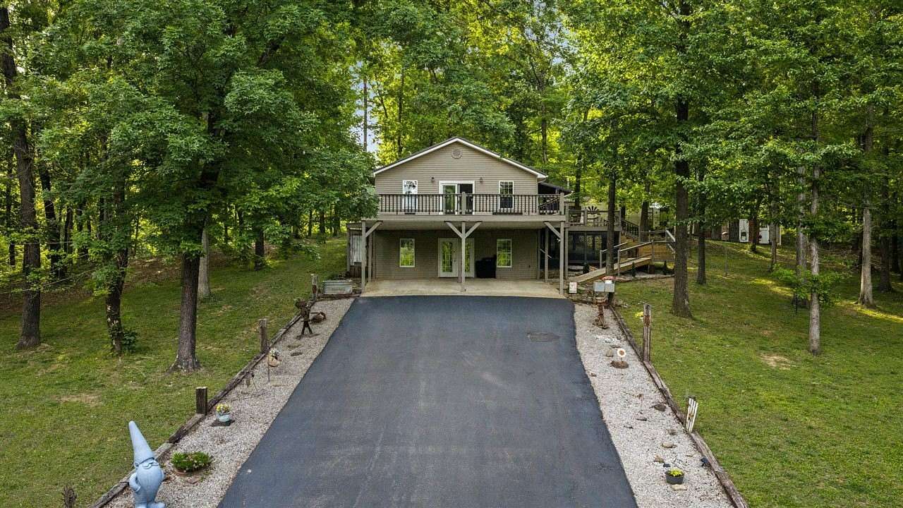 15 Acres of Land with Home for Sale in Morgantown, Kentucky