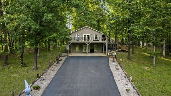 15 Acres of Land with Home for Sale in Morgantown, Kentucky