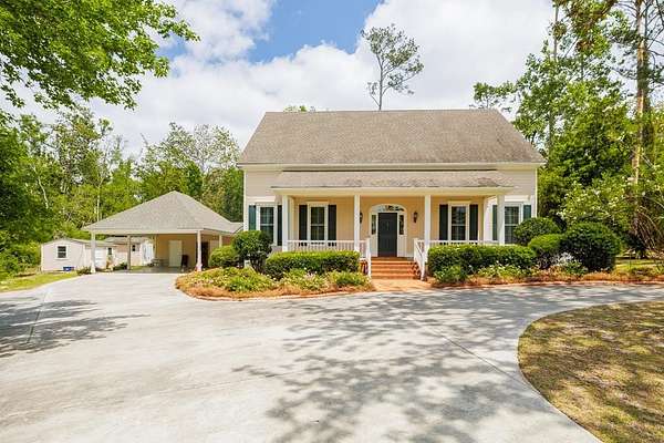 2 Acres of Land with Home for Sale in Valdosta, Georgia