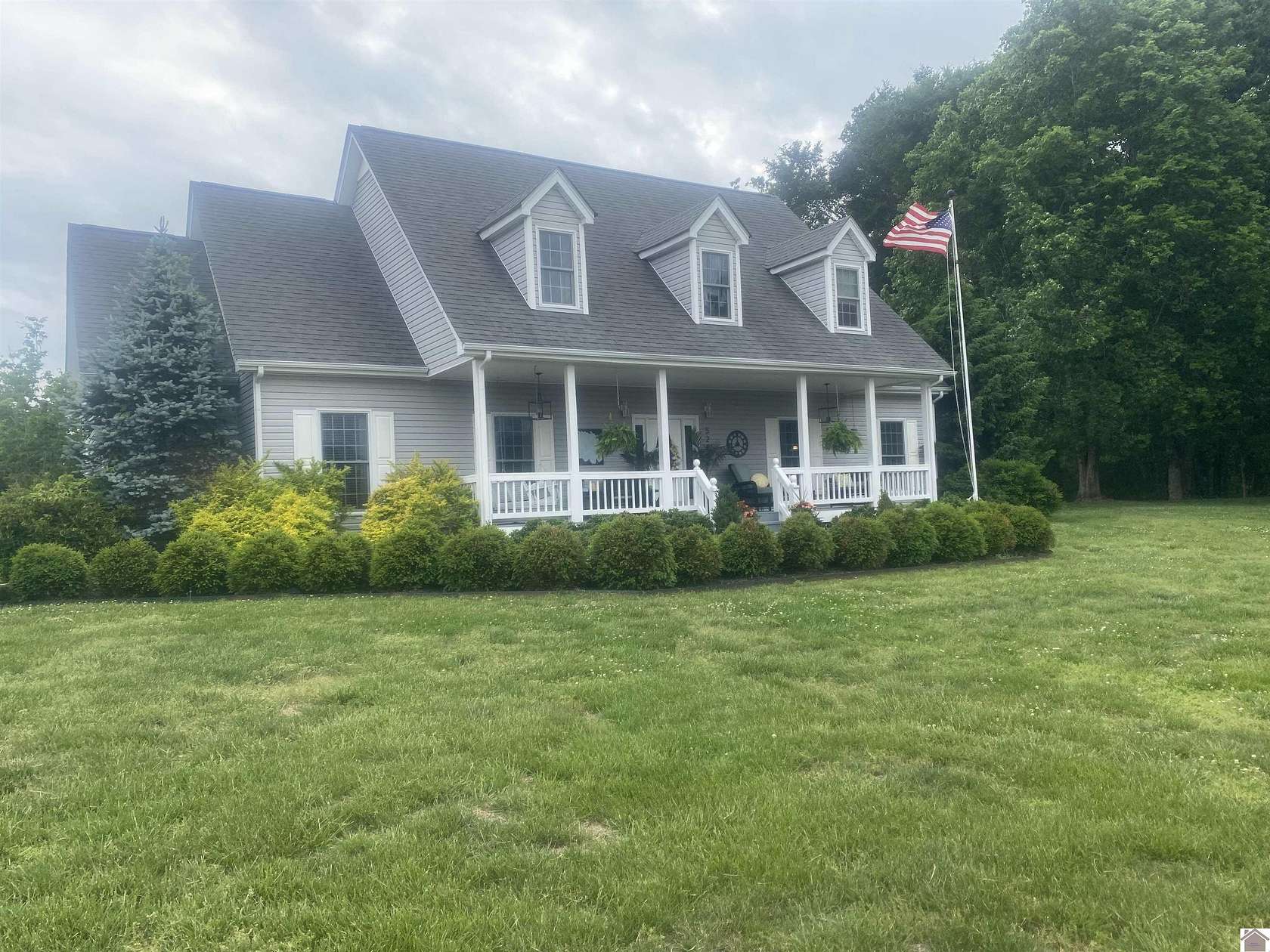 13.2 Acres of Land with Home for Sale in Cadiz, Kentucky