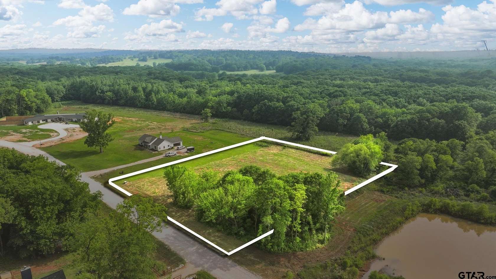 1.89 Acres of Residential Land for Sale in Winona, Texas