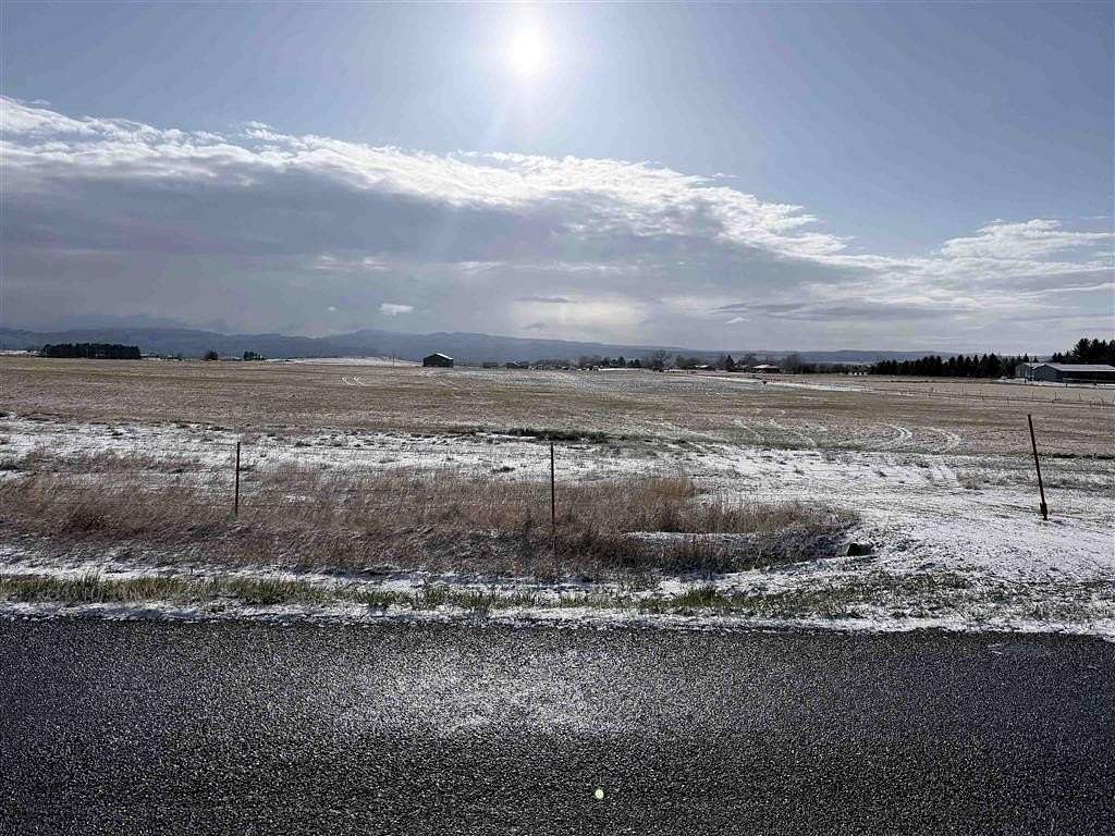 22 Acres of Agricultural & Residential Land for Sale in Cody, Wyoming