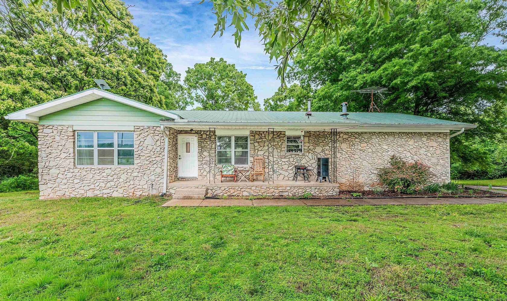 7.4 Acres of Land with Home for Sale in Vilonia, Arkansas