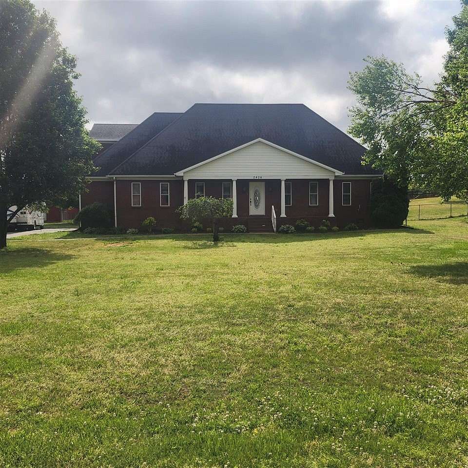 5 Acres of Land with Home for Sale in Franklin, Kentucky