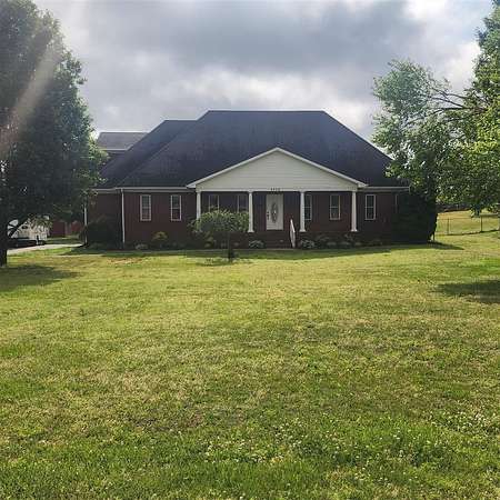 5 Acres of Land with Home for Sale in Franklin, Kentucky