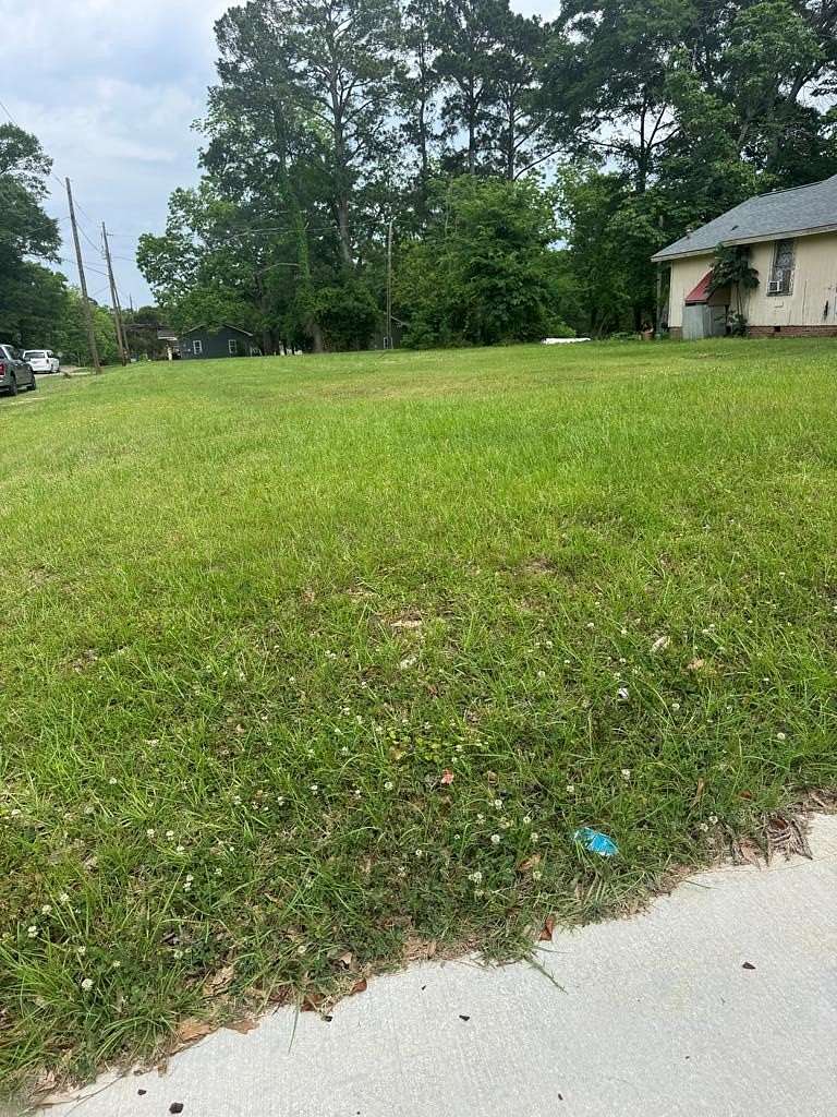 1 Acre of Commercial Land for Sale in Laurel, Mississippi