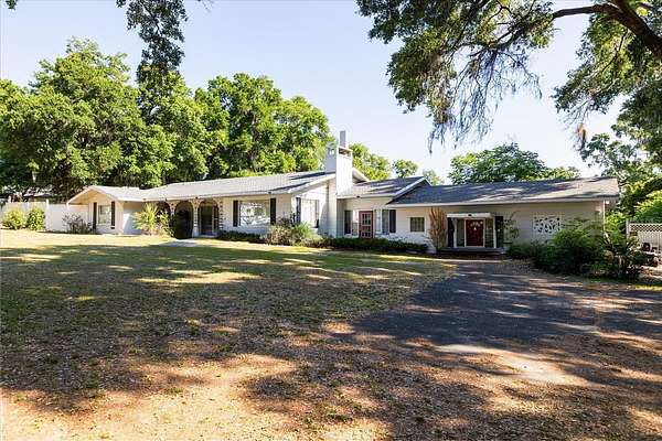 1.87 Acres of Land with Home for Sale in Eustis, Florida