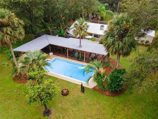2.5 Acres of Land with Home for Sale in Ocala, Florida