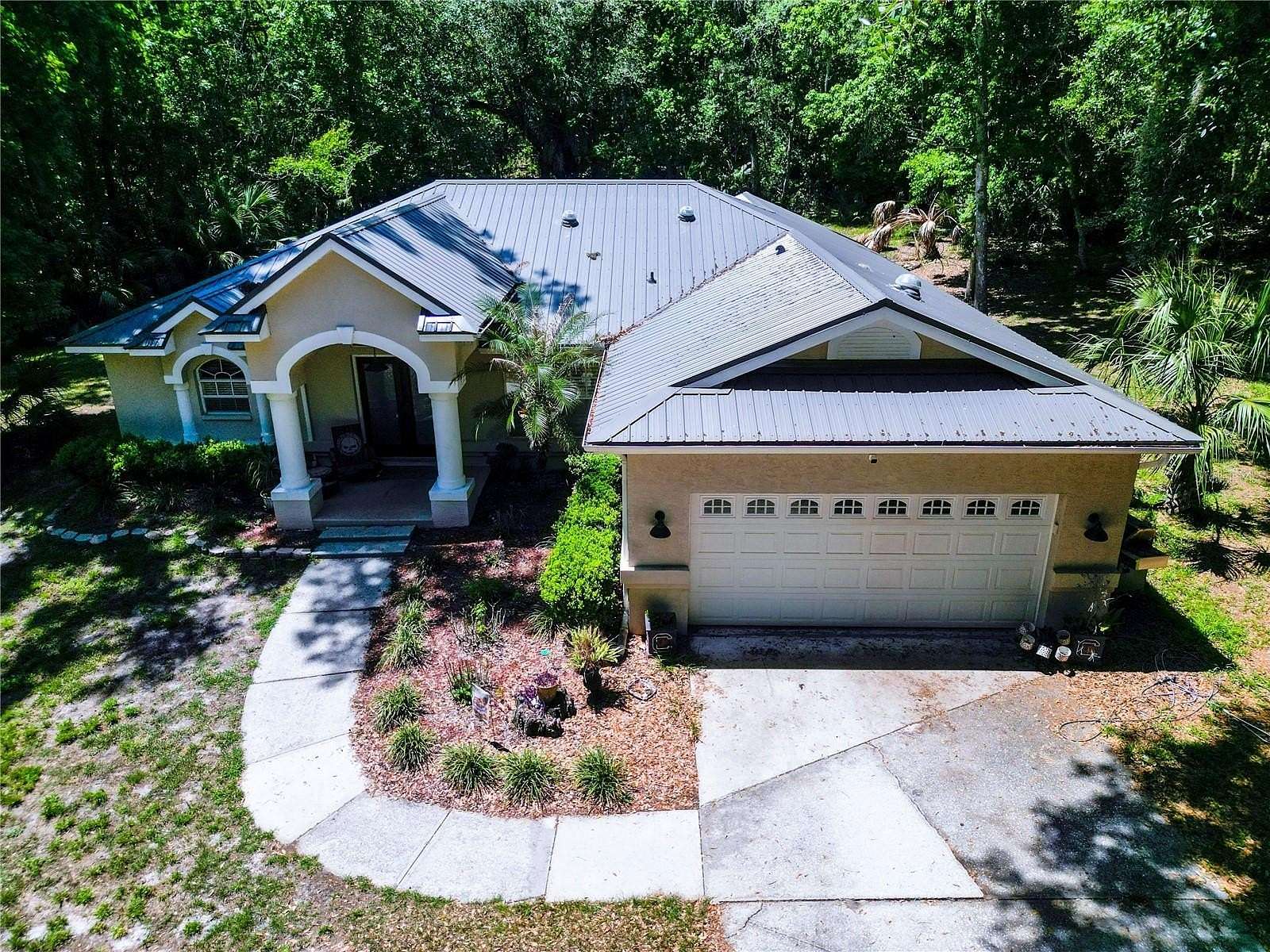 5 Acres of Land with Home for Sale in Brooksville, Florida