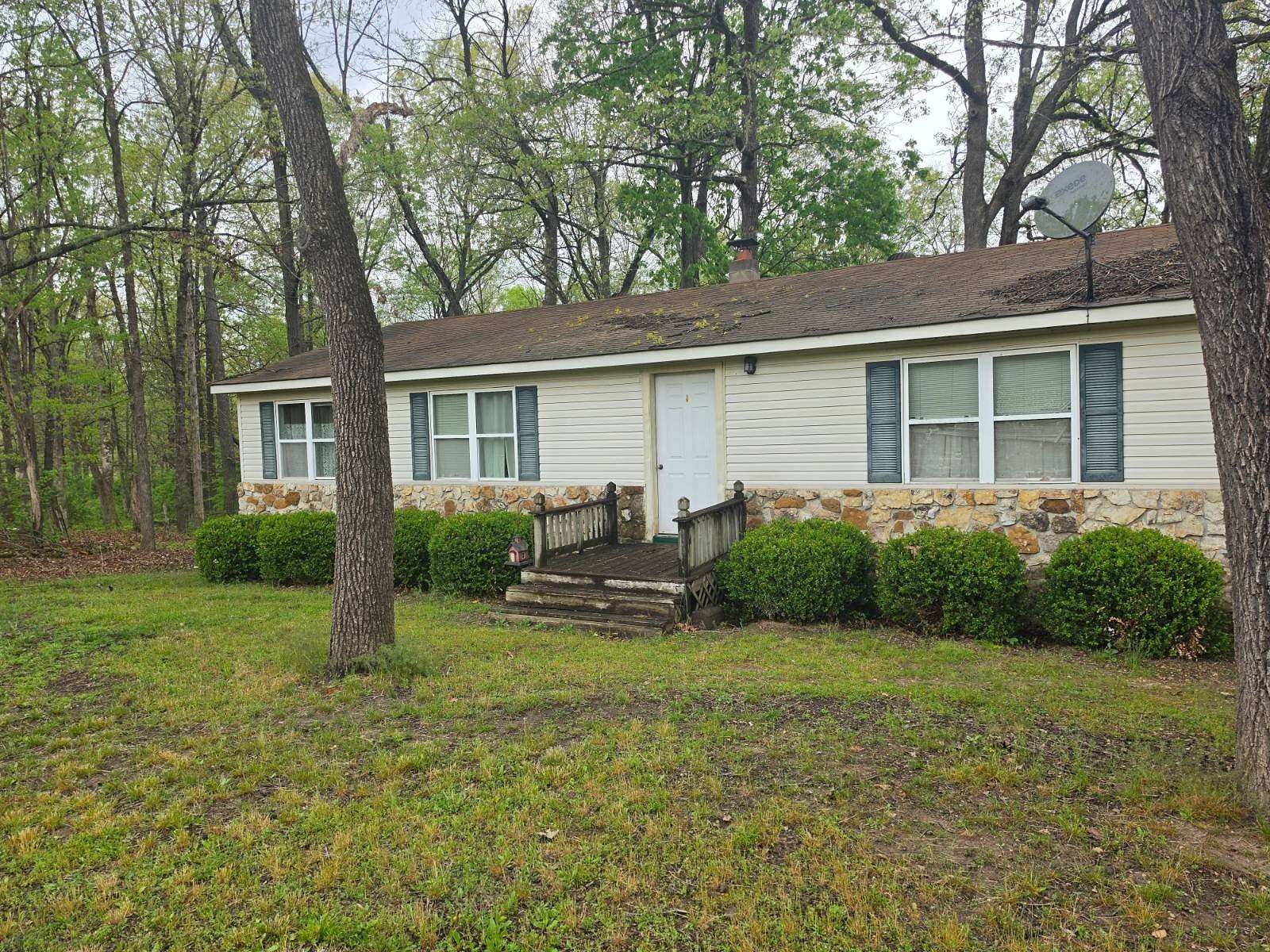 10 Acres of Land with Home for Sale in Pocahontas, Arkansas
