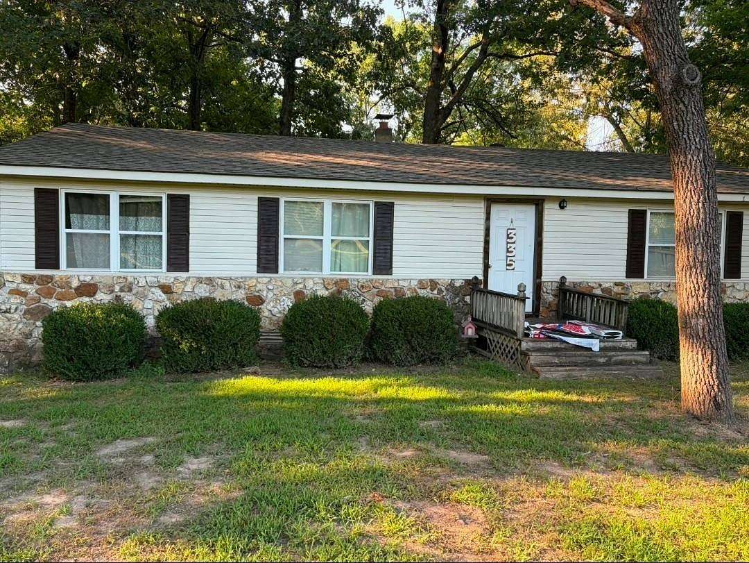 10 Acres of Land with Home for Sale in Pocahontas, Arkansas