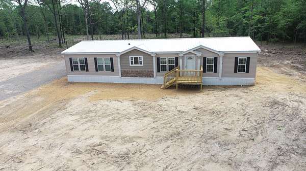 10 Acres of Land with Home for Sale in Nauvoo, Alabama