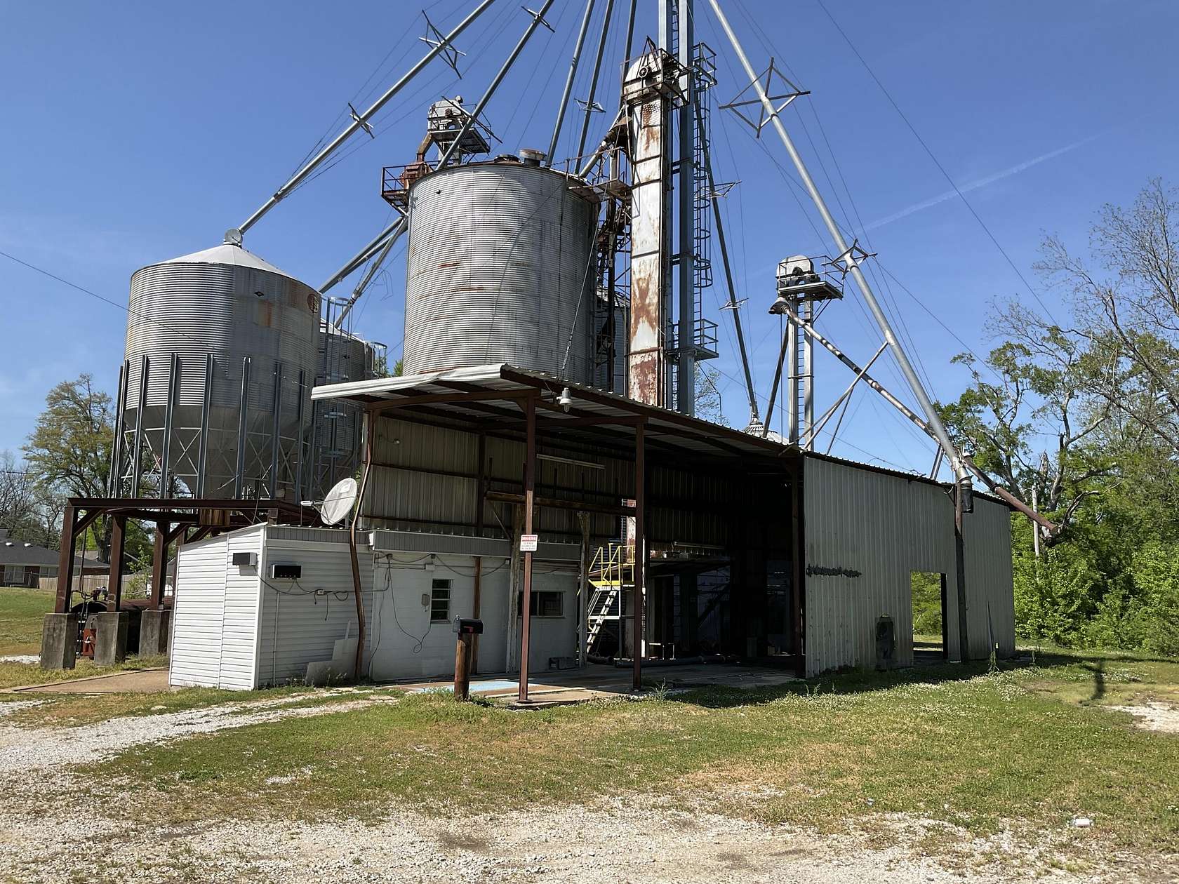 1.7 Acres of Improved Commercial Land for Sale in Baldwyn, Mississippi