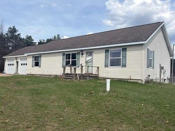 9.1 Acres of Land with Home for Sale in Tustin, Michigan