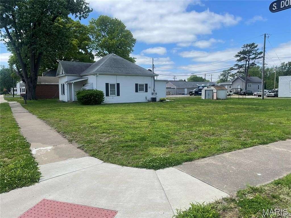 0.26 Acres of Commercial Land for Sale in Maryville, Illinois