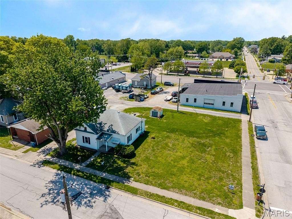 0.26 Acres of Commercial Land for Sale in Maryville, Illinois
