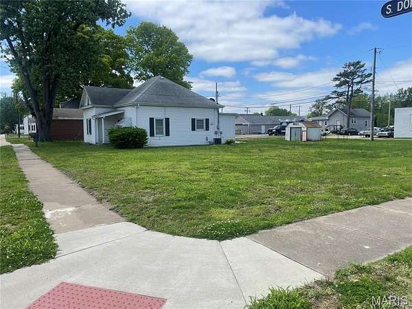 0.26 Acres of Commercial Land for Sale in Maryville, Illinois