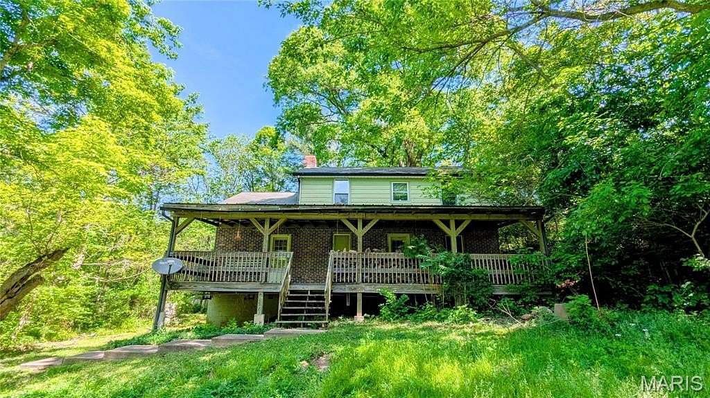2.13 Acres of Land with Home for Sale in Caseyville, Illinois