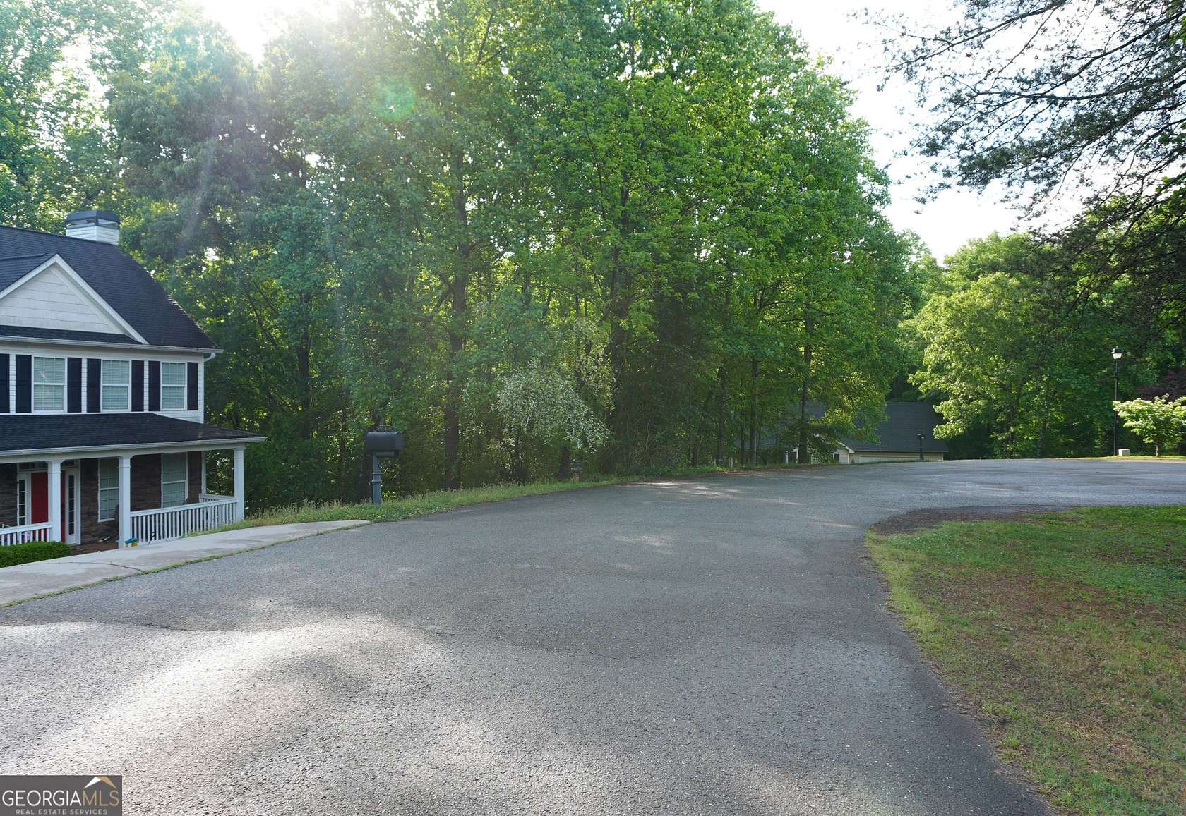 0.87 Acres of Land for Sale in Gainesville, Georgia