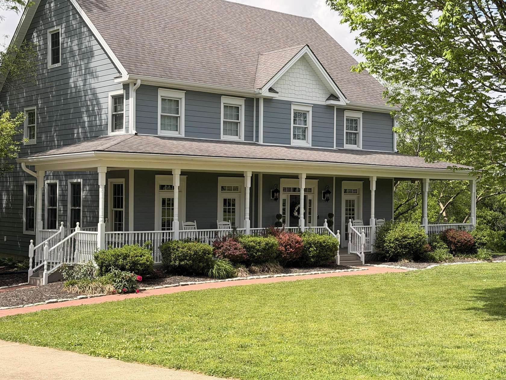 5 Acres of Land with Home for Sale in Georgetown, Kentucky