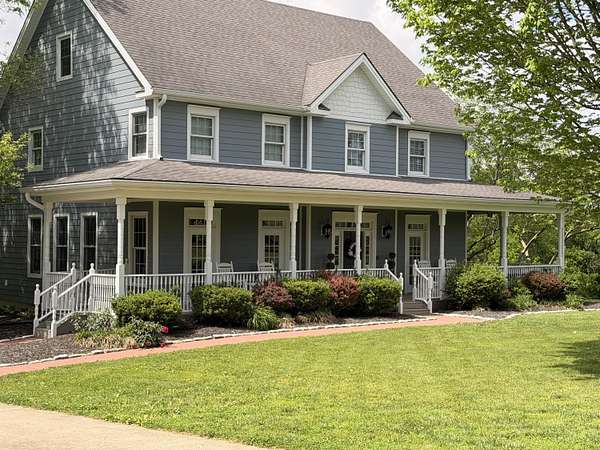 5 Acres of Land with Home for Sale in Georgetown, Kentucky