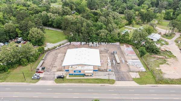 2.18 Acres of Improved Commercial Land for Sale in Lufkin, Texas