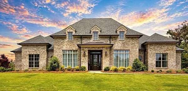 2.3 Acres of Land with Home for Sale in Oxford, Mississippi