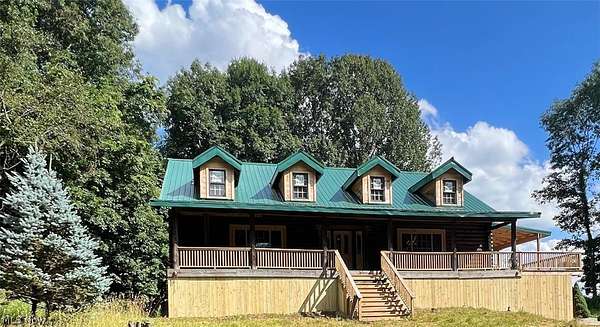 5 Acres of Improved Residential Land for Sale in Hanoverton, Ohio