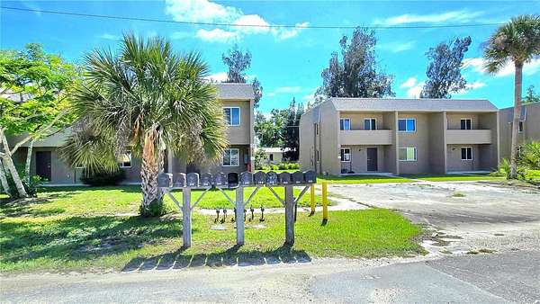 2.1 Acres of Improved Mixed-Use Land for Sale in Arcadia, Florida